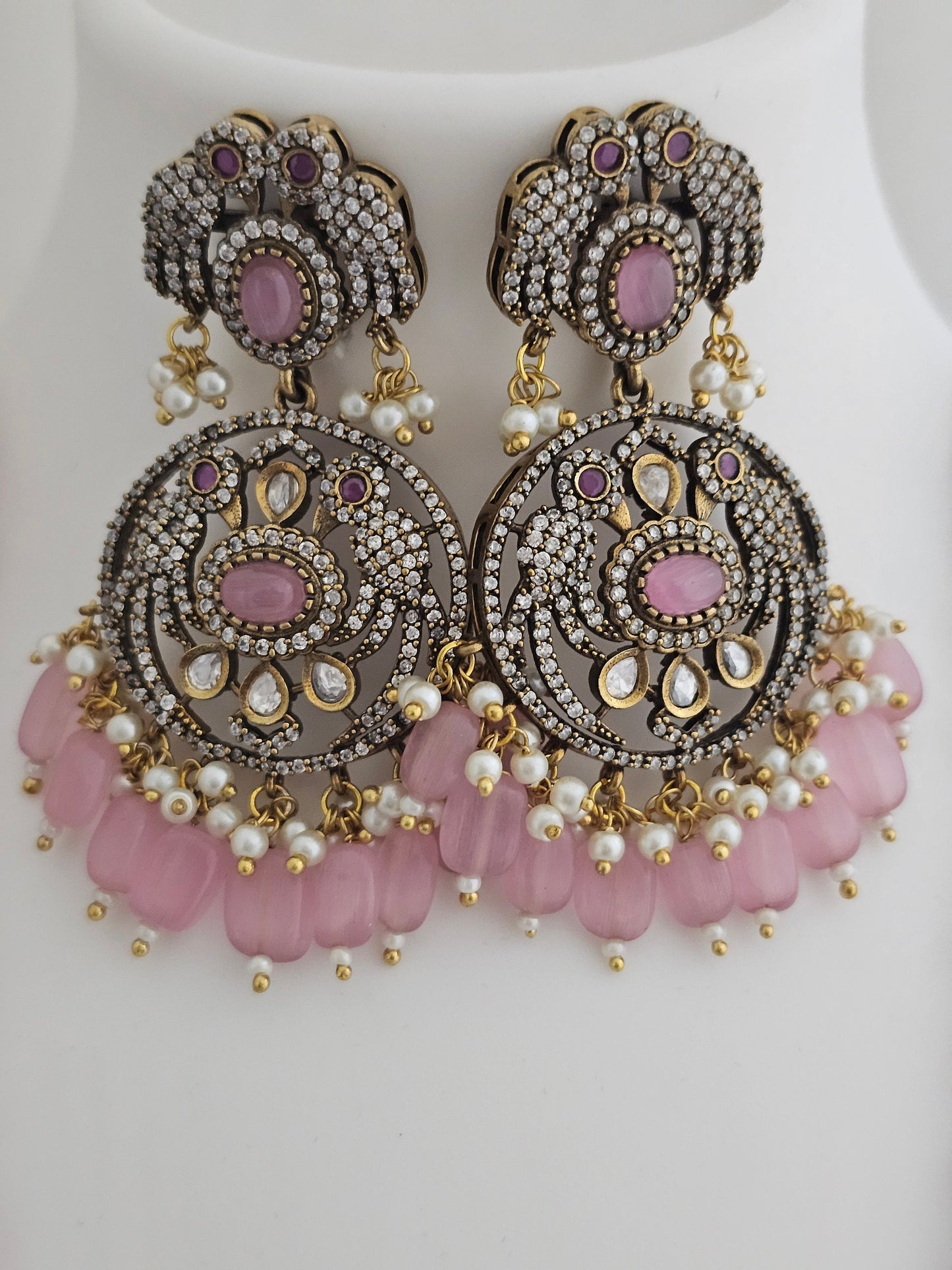 Premium high quality grand looking Victorian pendent with Monalisa bead long mala with Beautiful Victorian Earrings - MK Fashionkart