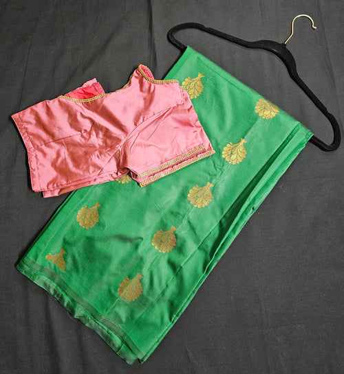 Arani soft silk saree big putta work rich pallu and contrast stitched Blouse - Blouse size 36 (Self alter Upto 40)