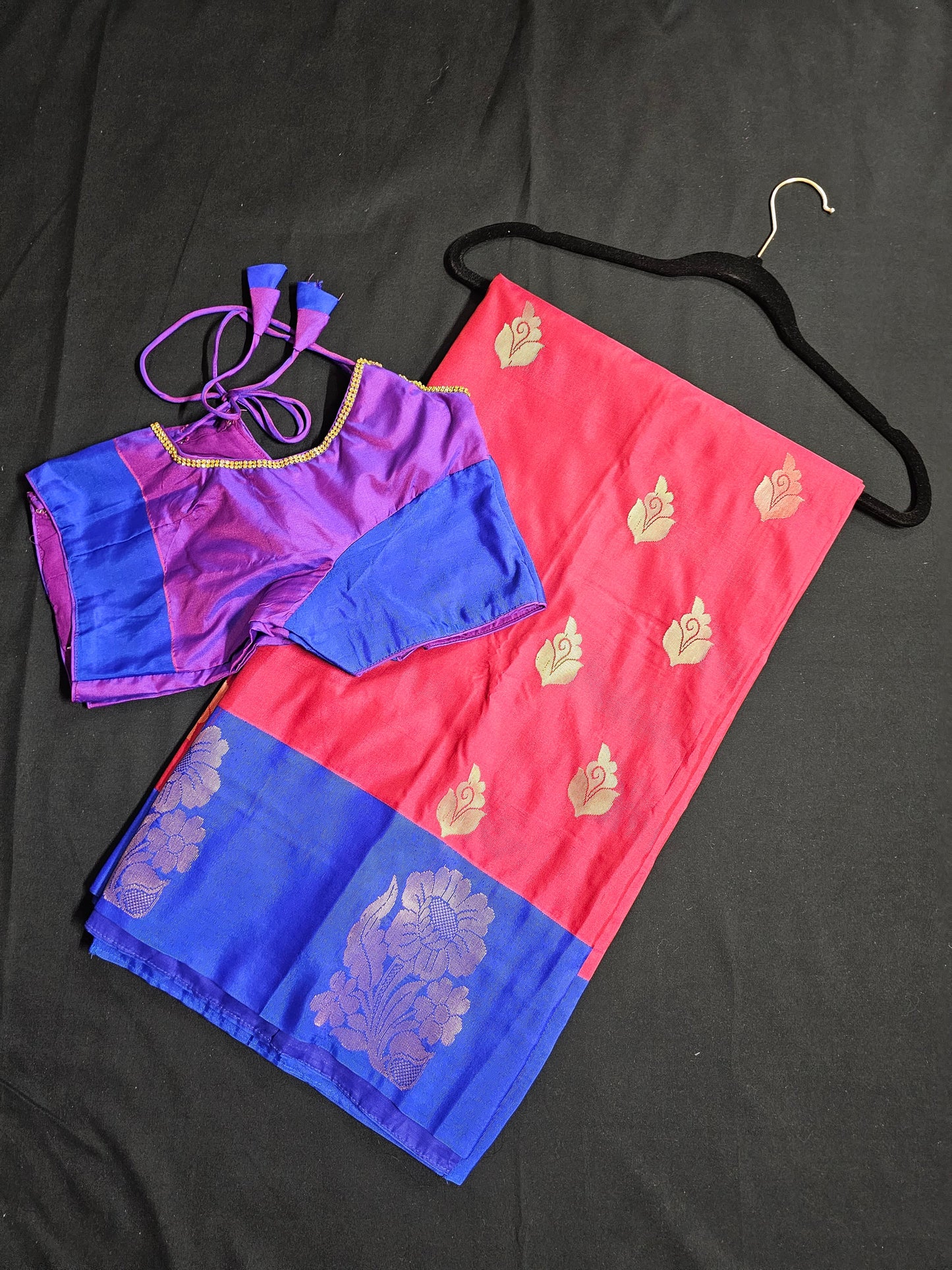 Silk saree with butta work embosed silk with fancy big border with stitched blouse - Blouse size 36 (Self alter Upto 40)