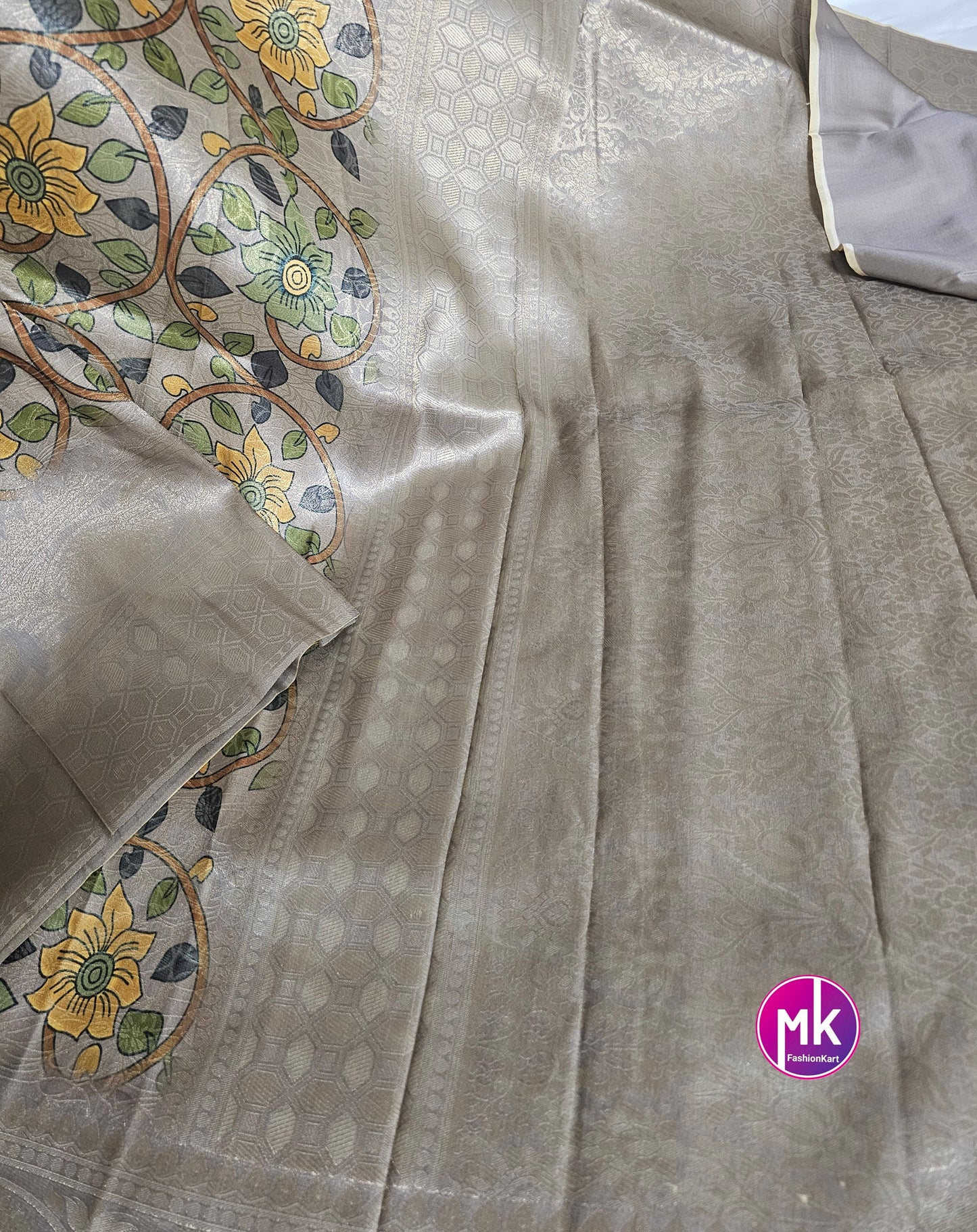 Softy silk zari weaving floral digital print comes with rich zari weaving pallu ��- Running Blouse cloth with sleeves border - MK Fashionkart