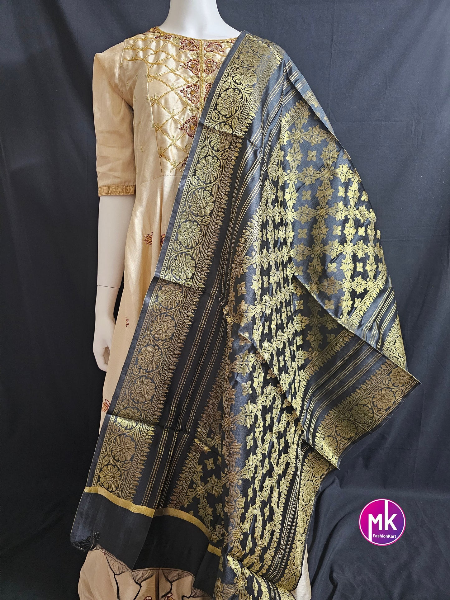 Banarasi Silk Black color Dupatta with floral weaving - MK Fashionkart