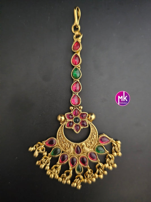 Flower design Antique gold finish AD stone with gold ball hanging hangings Tikka/Nethichutti -  MK Fashionkart - Indian Fashion Jewelry