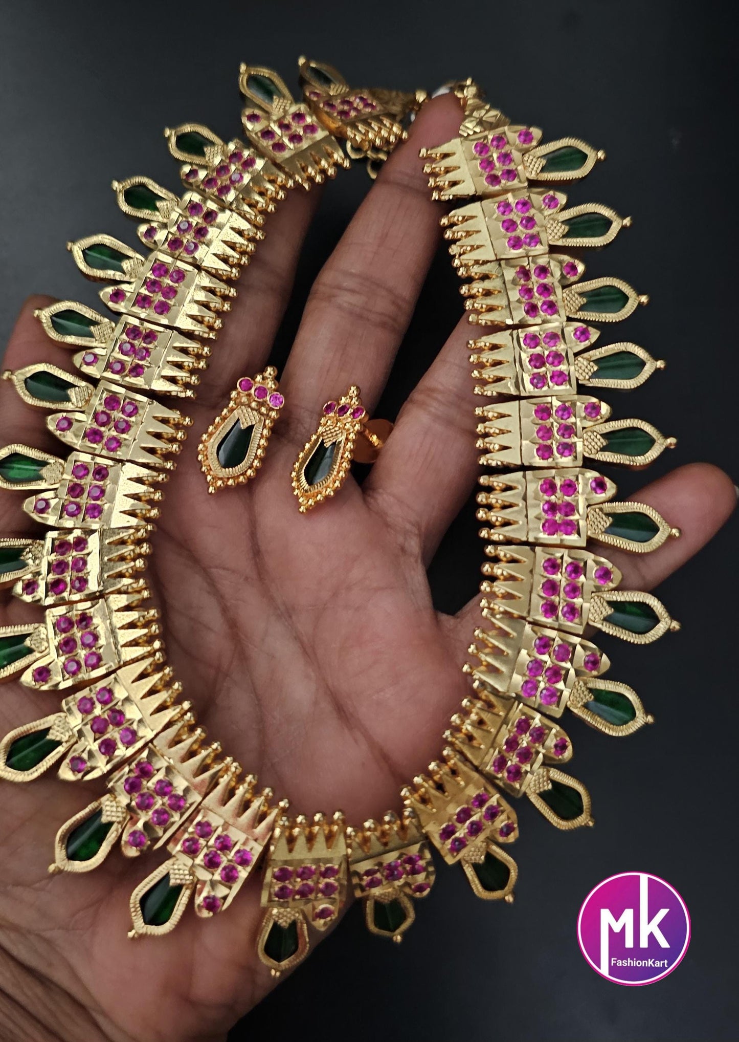 Traditional Bridal/Wedding Kerala style Gold finish palakka Big Necklace with matching Earrings - MK Fashionkart - Fashion Jewelry