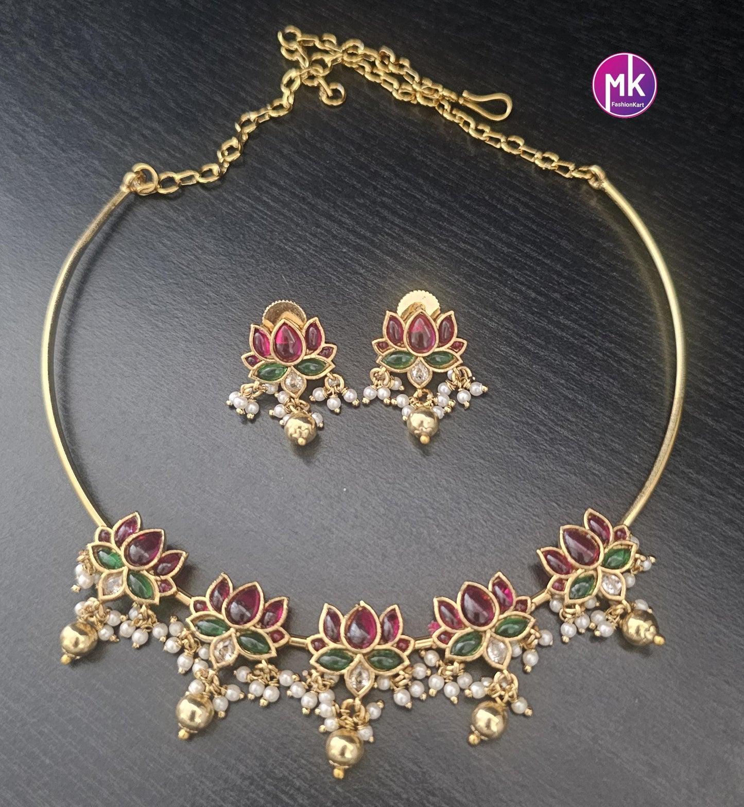 Premium Quality Matte finish Kemp stone Lotus design Hasli Necklace w Beautiful Earrings - MK Fashionkart - Fashion Jewelry