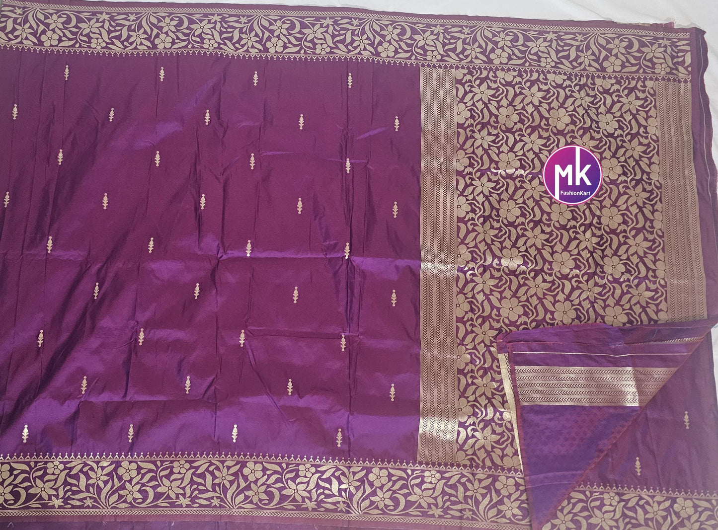 Purple and Black Color Beautiful pure Katan Silk Banarasi Soft Silk Saree w Golden border with running blouse (unstitched) - MK Fashionkart