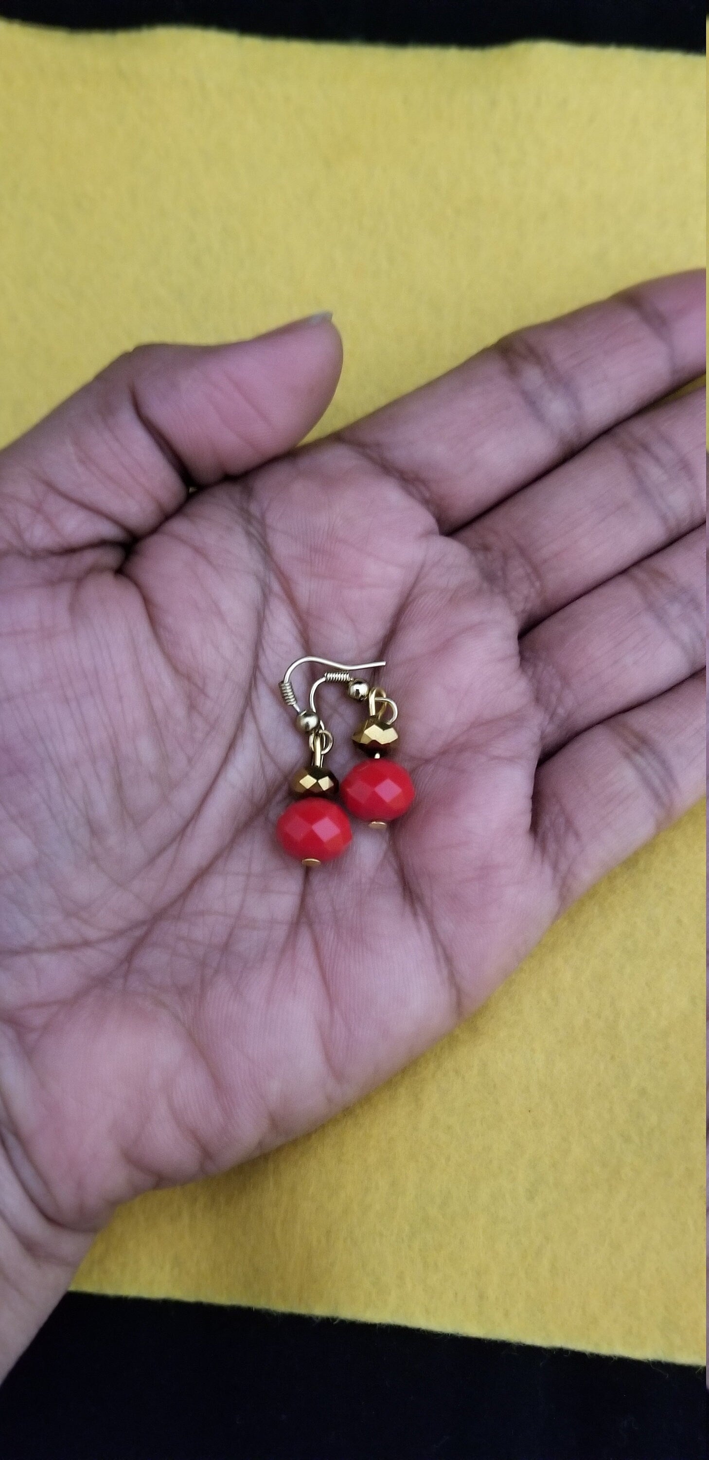 Red Crystal bead with gold bead trendy chain