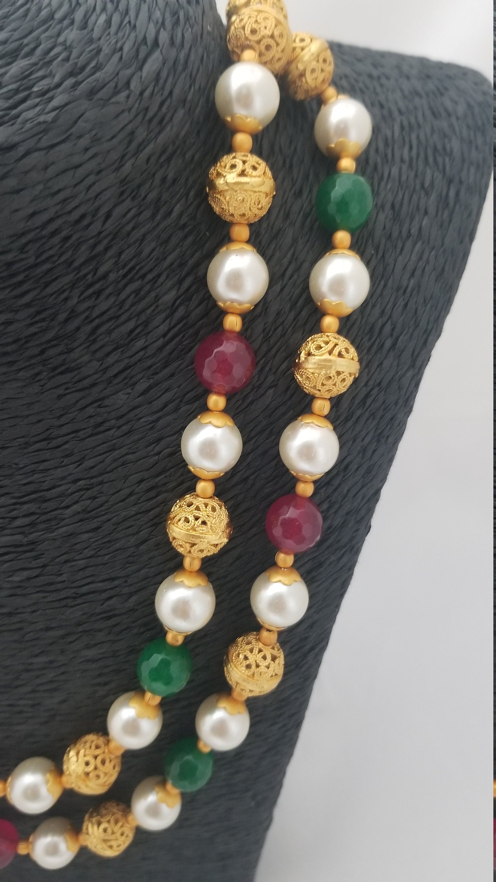 Matte and multi-color bead double layer necklace