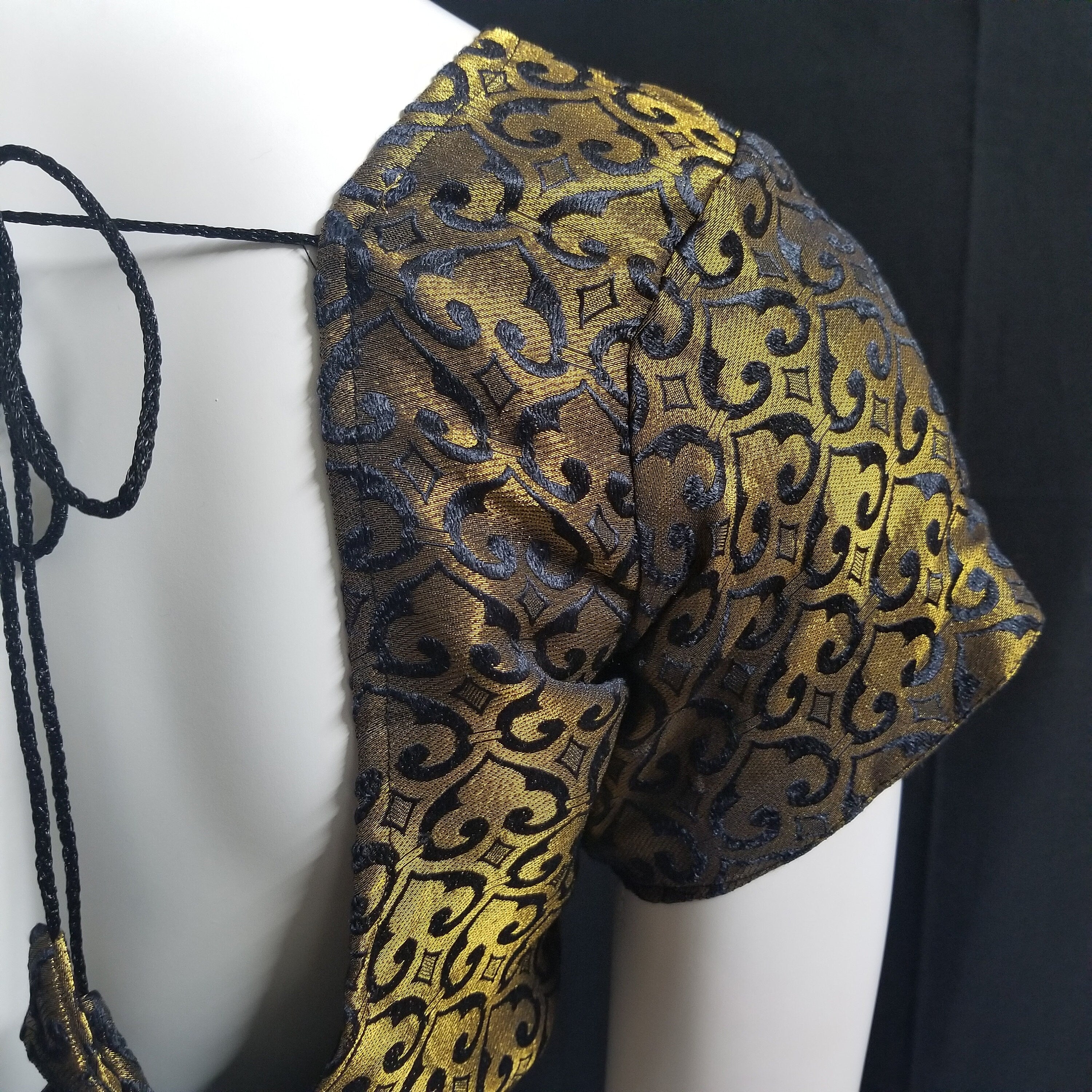 Readymade Saree Blouse - Black with gold Blouse for Saree - Princess cut with padded  - size 38" alter to 36"/40"