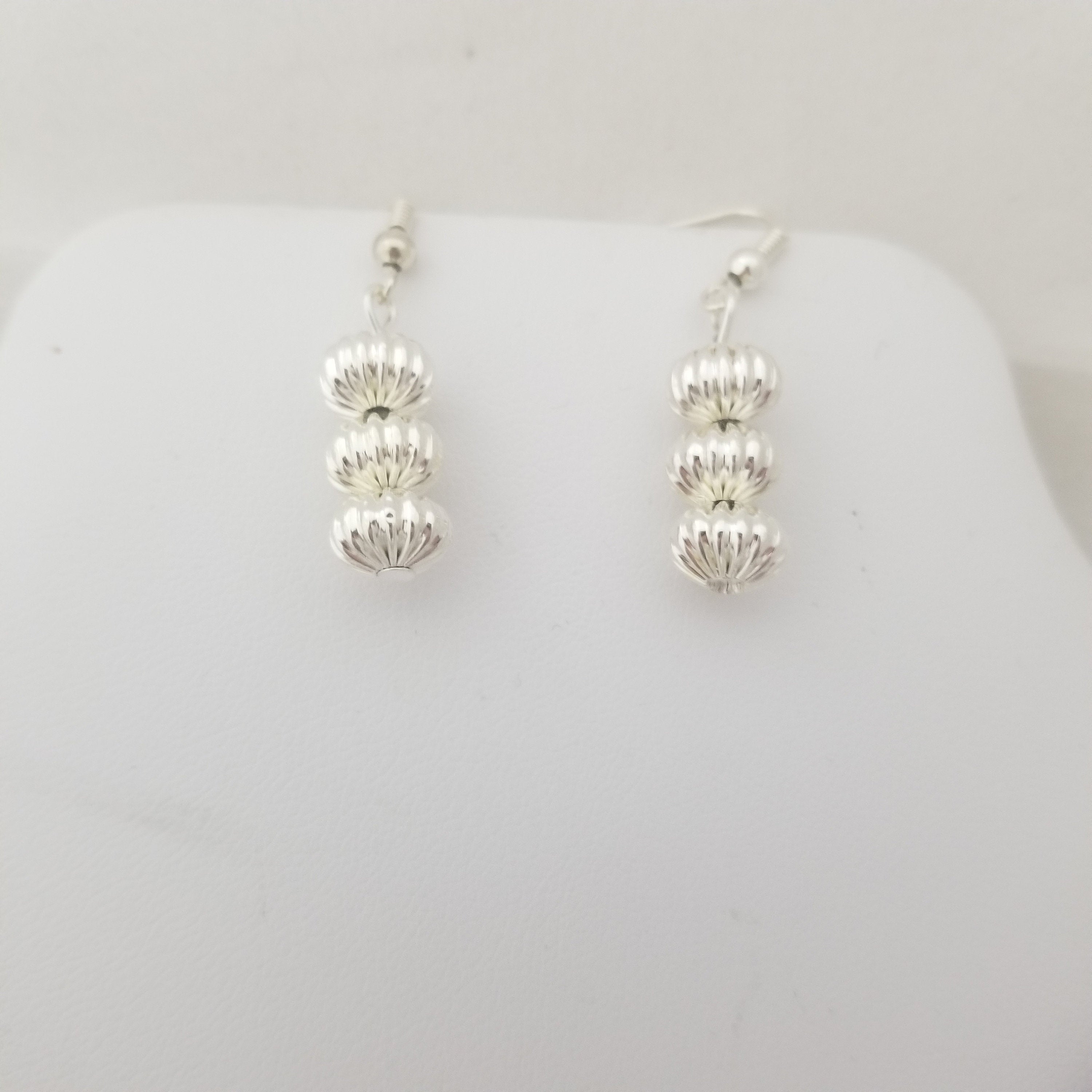 Multi-color thread bead with Silver ball long chain with Earrings