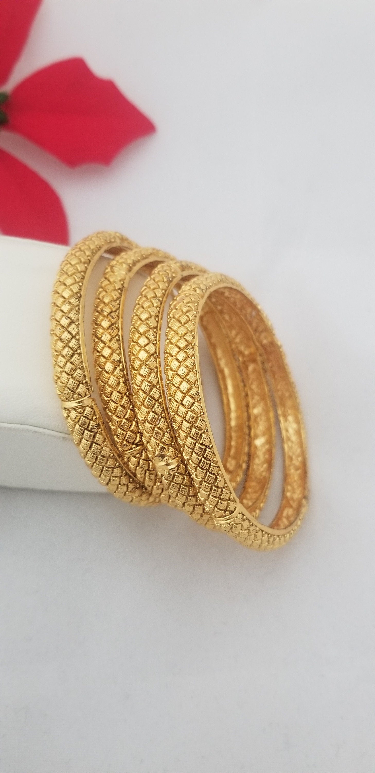 Gold Finish Checked design bangles - Set of 4 bangles - Size 2.6