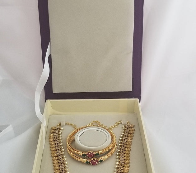 Wedding Jewelry Satin box (inside velvet) Haram Earring Display case storage Holder (Vertical opening)
