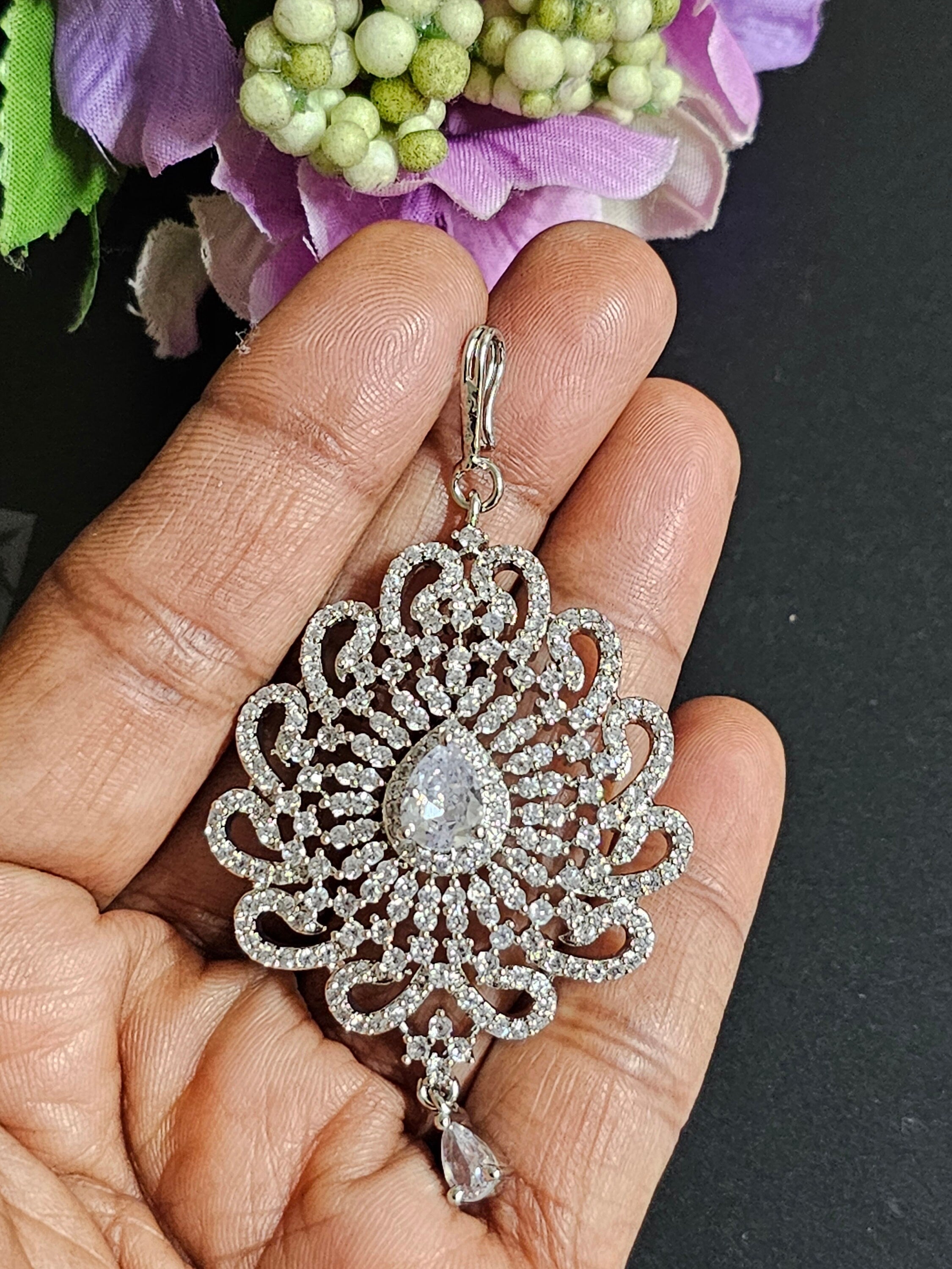 AD stone with Diamond finish with stone hanging Tikka/Nethichutti