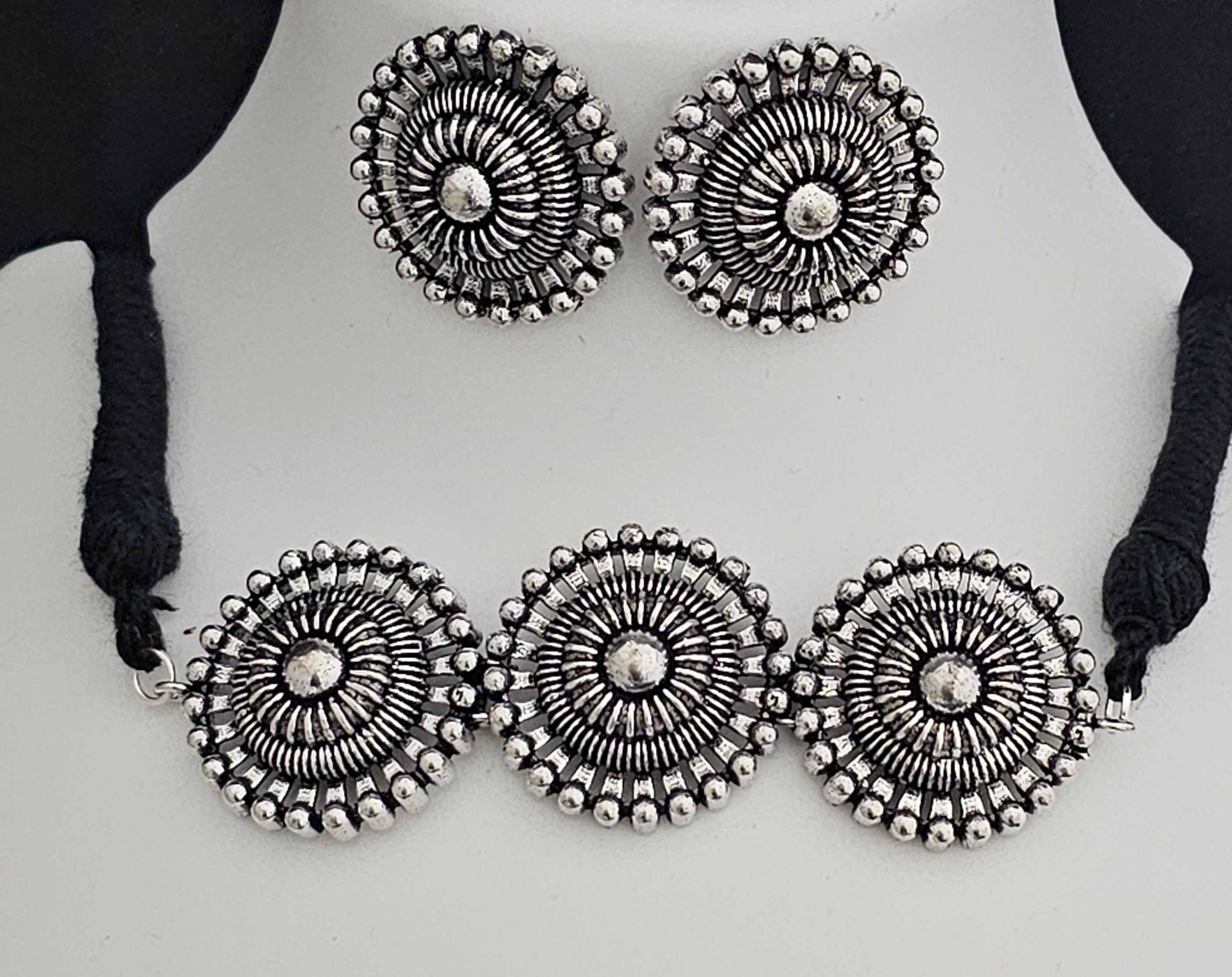 Premium quality Antique Silver Choker with matching Earrings