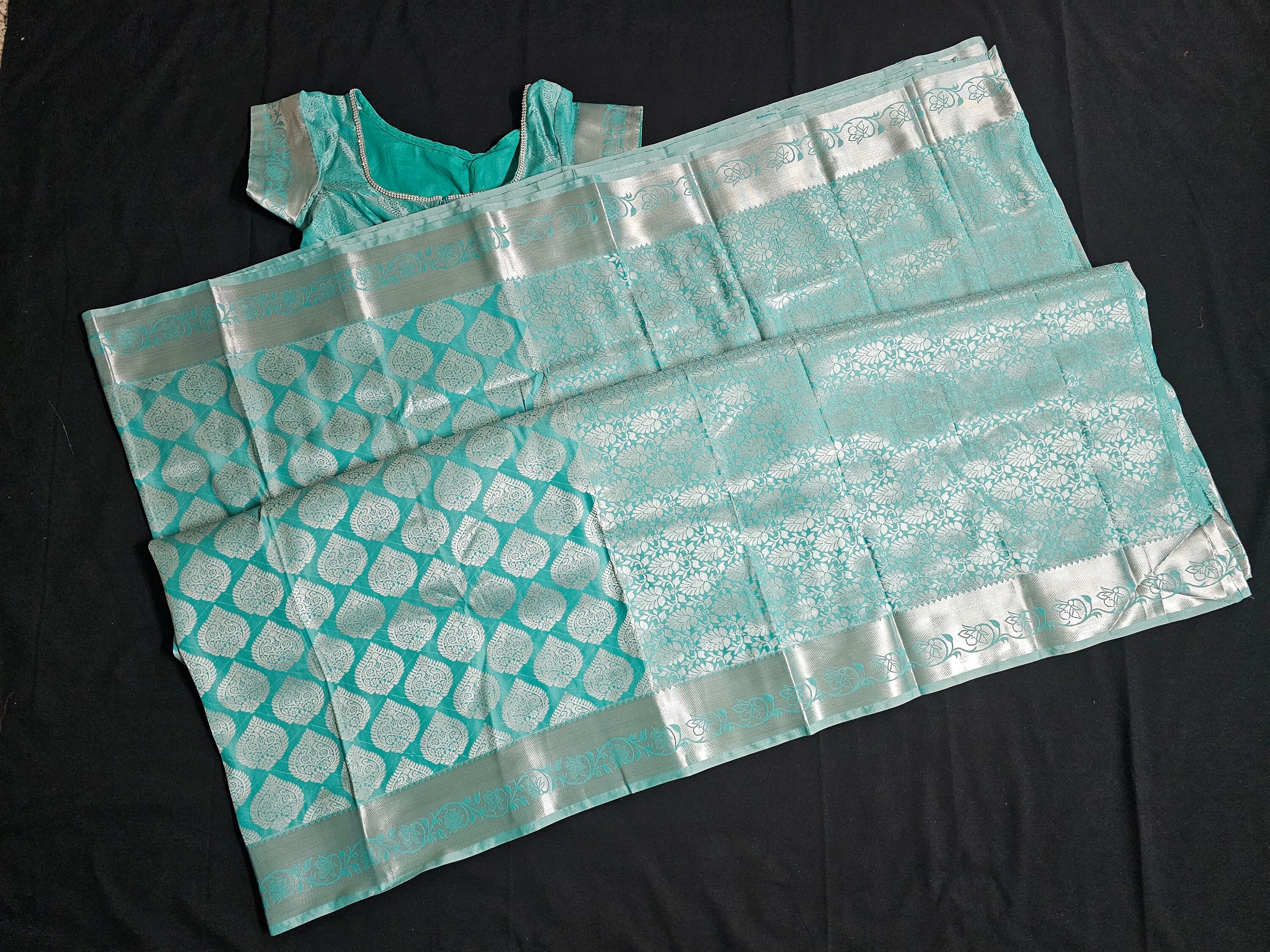 Elite bridal Silk saree - Real 3D embosed body - Samutrika/Vasthrakala style wedding saree with stitched blouse - Blouse size 36 (Upto 40)