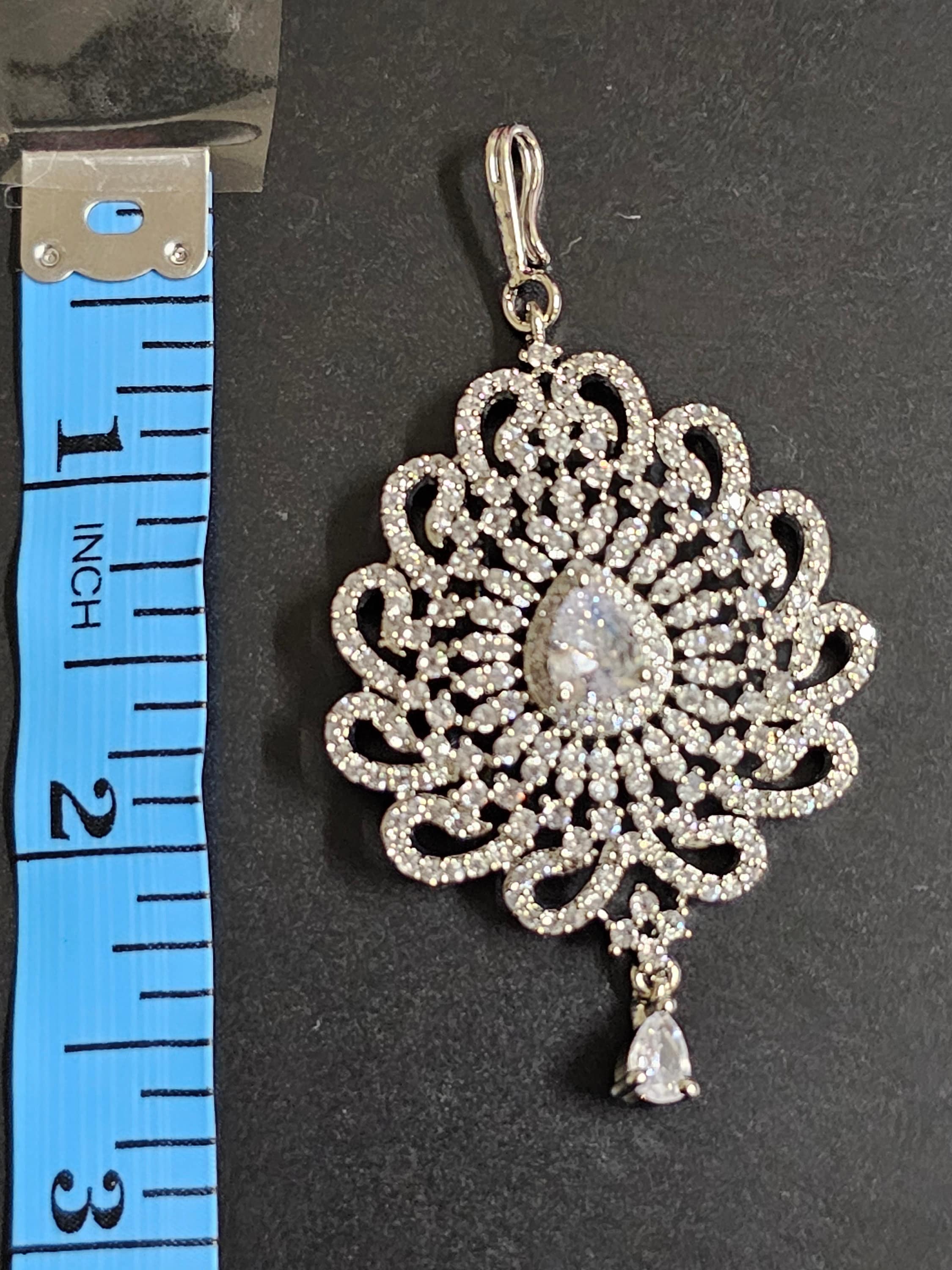 AD stone with Diamond finish with stone hanging Tikka/Nethichutti