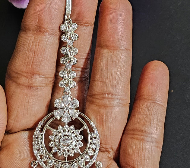 AD stone with Diamond finish with stone hangings Tikka/Nethichutti