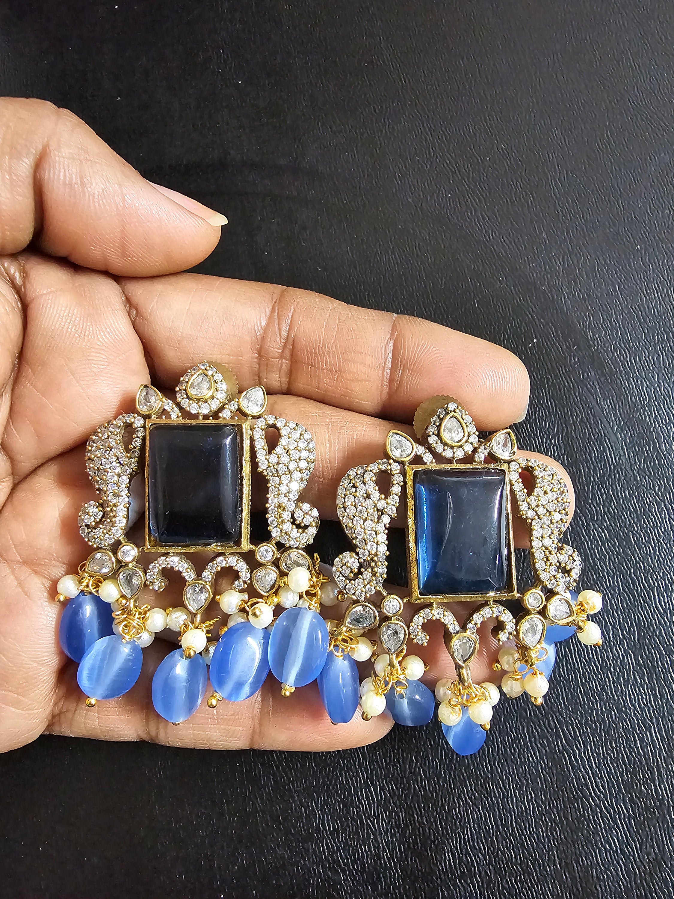 Premium Quality Triple layer Victorian pendent with Monalisa bead long mala with Beautiful Victorian Earrings