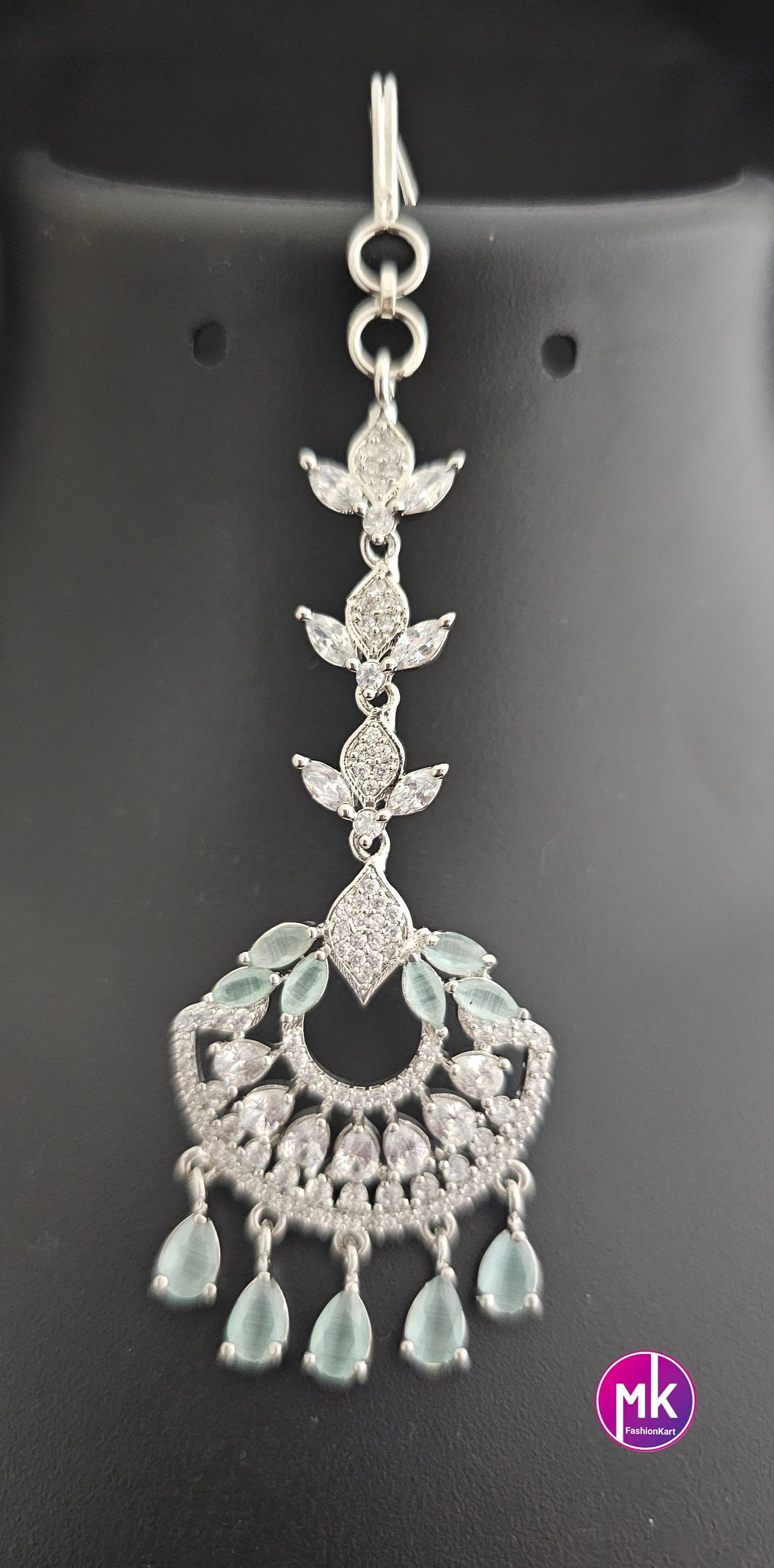 AD stone with Diamond finish with stone hanging Teel Green Tikka/Nethichutti