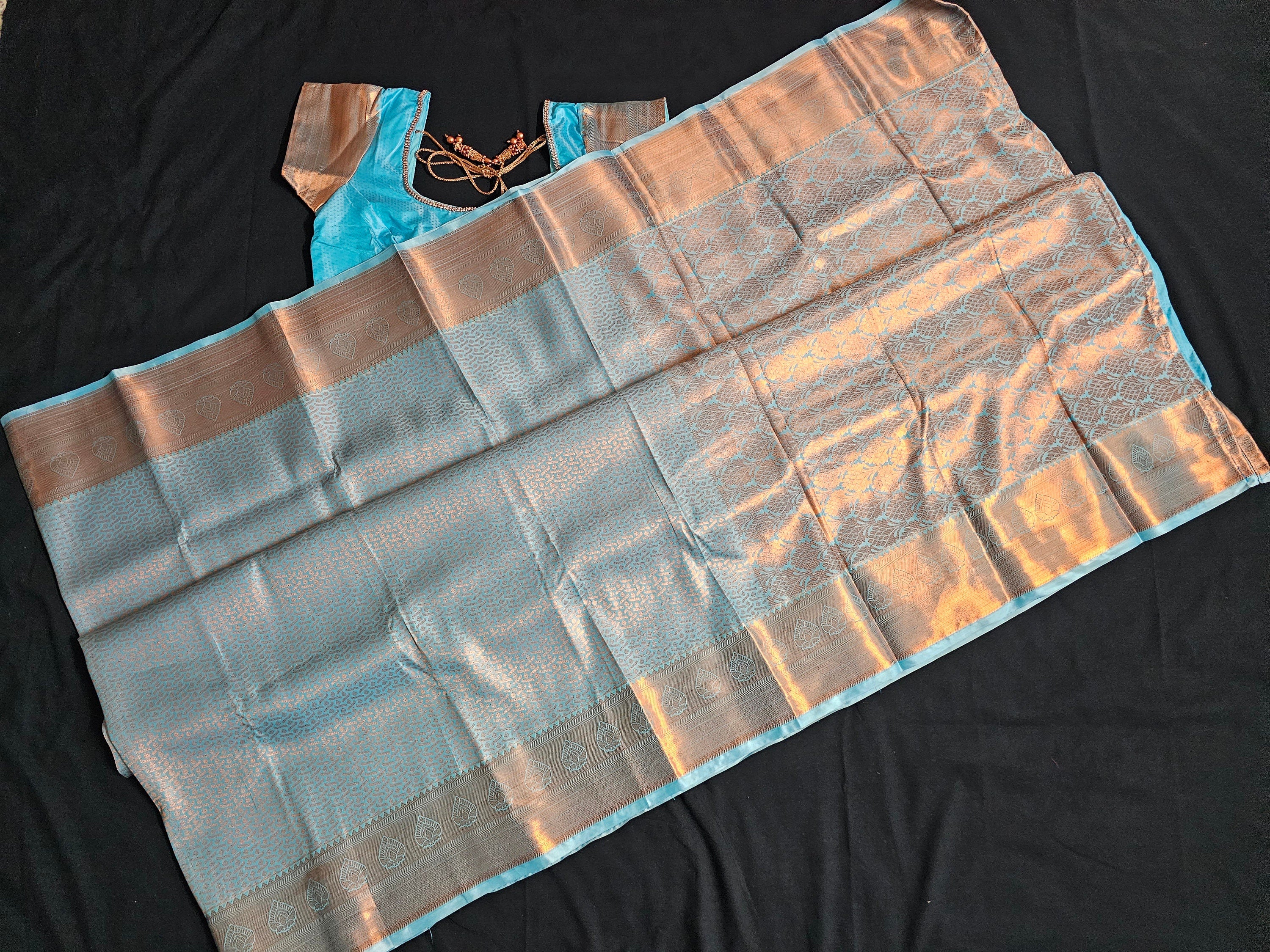 Elite bridal Silk saree - Real 3D embosed body - Samutrika/Vasthrakala style wedding saree with stitched blouse - Blouse size 36 (Upto 40)