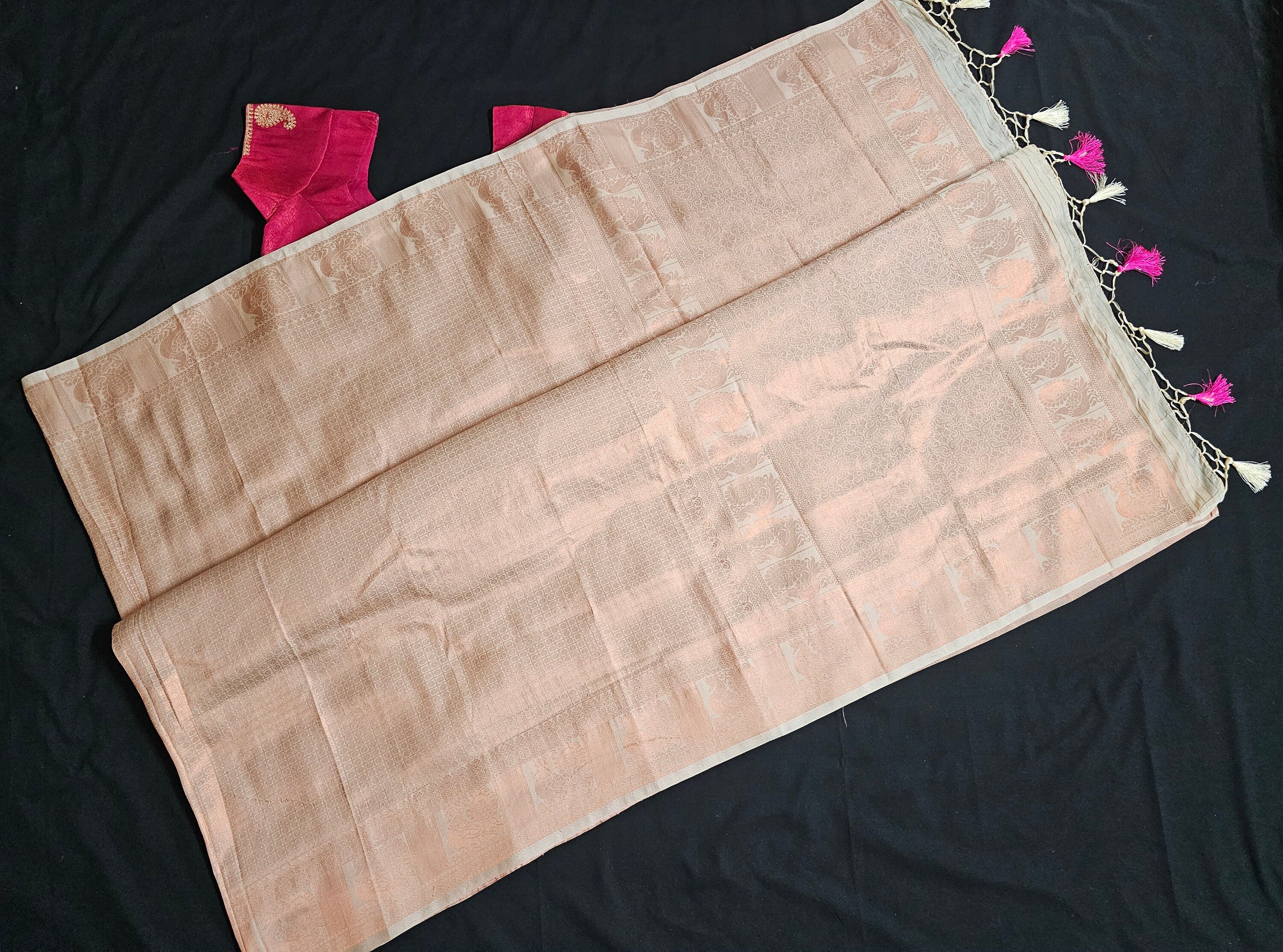Kanjivaram pattu silk with copper zari weaving rich weaving pallu with stitched blouse - Blouse size 34 (Upto 38)