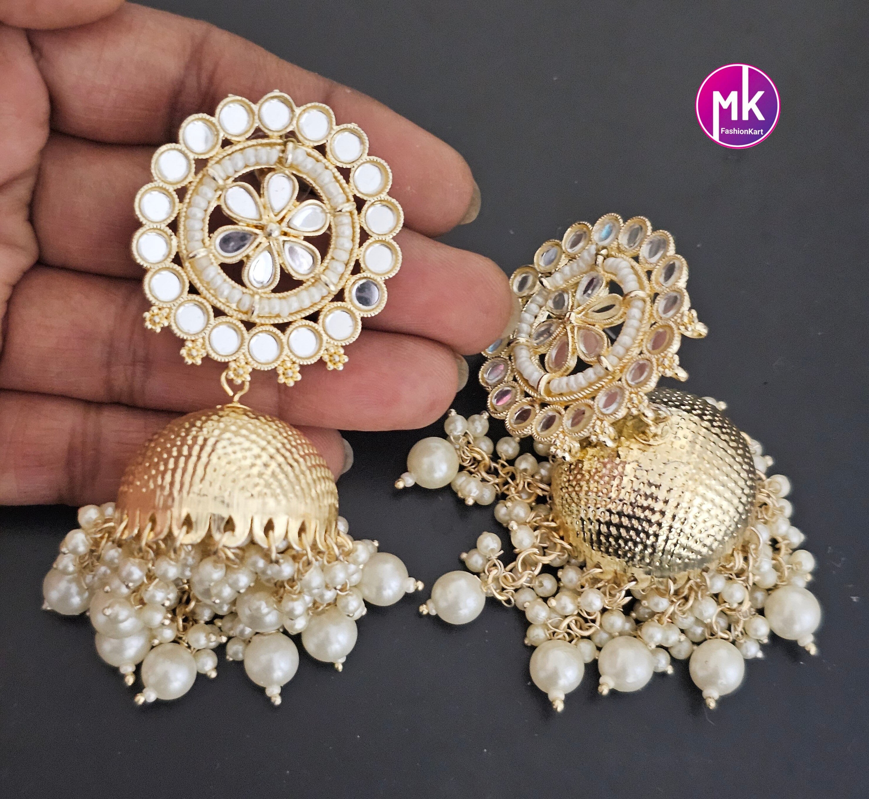 Bollywood Premium quality kundan piroyi Pearl big Jhumka with pearl hangings
