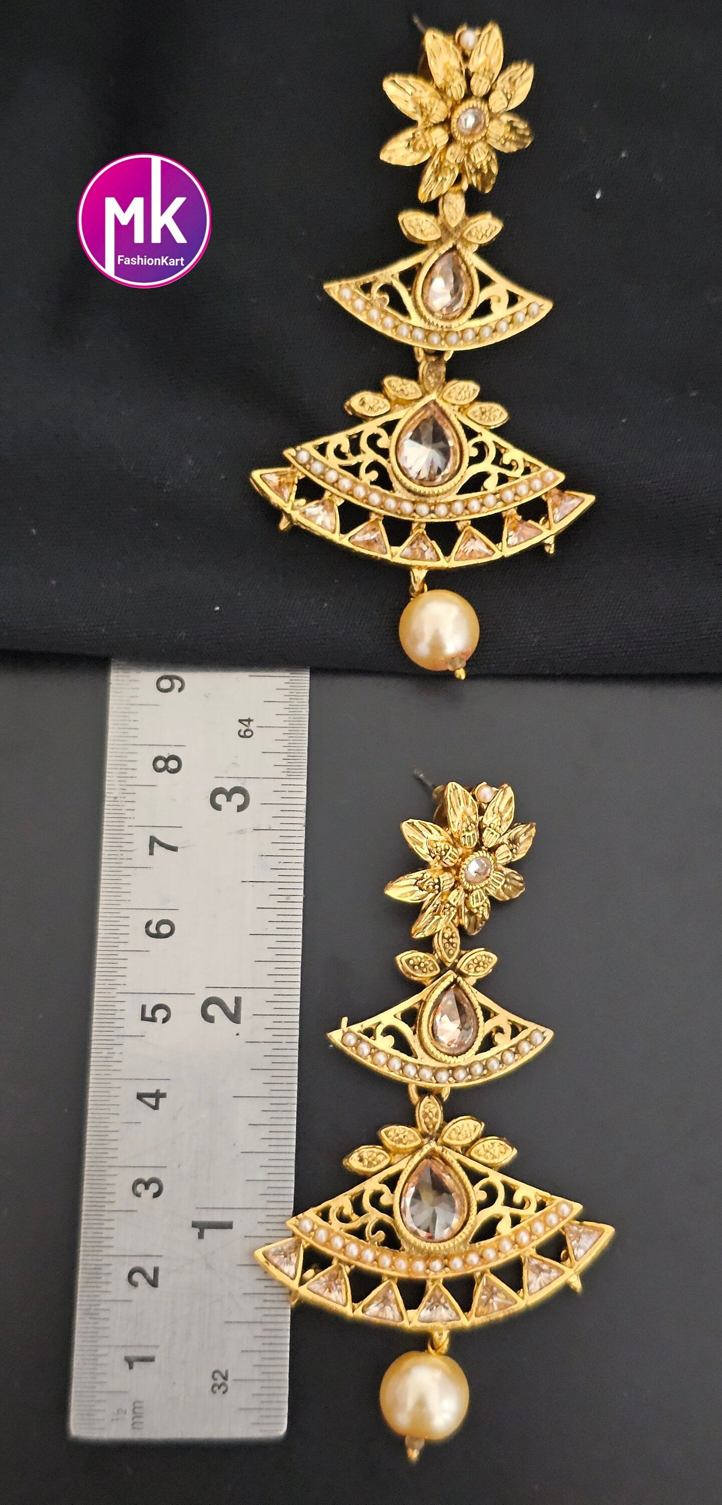 Flower design multi-layer Earrings with gold stone and hanging pearls