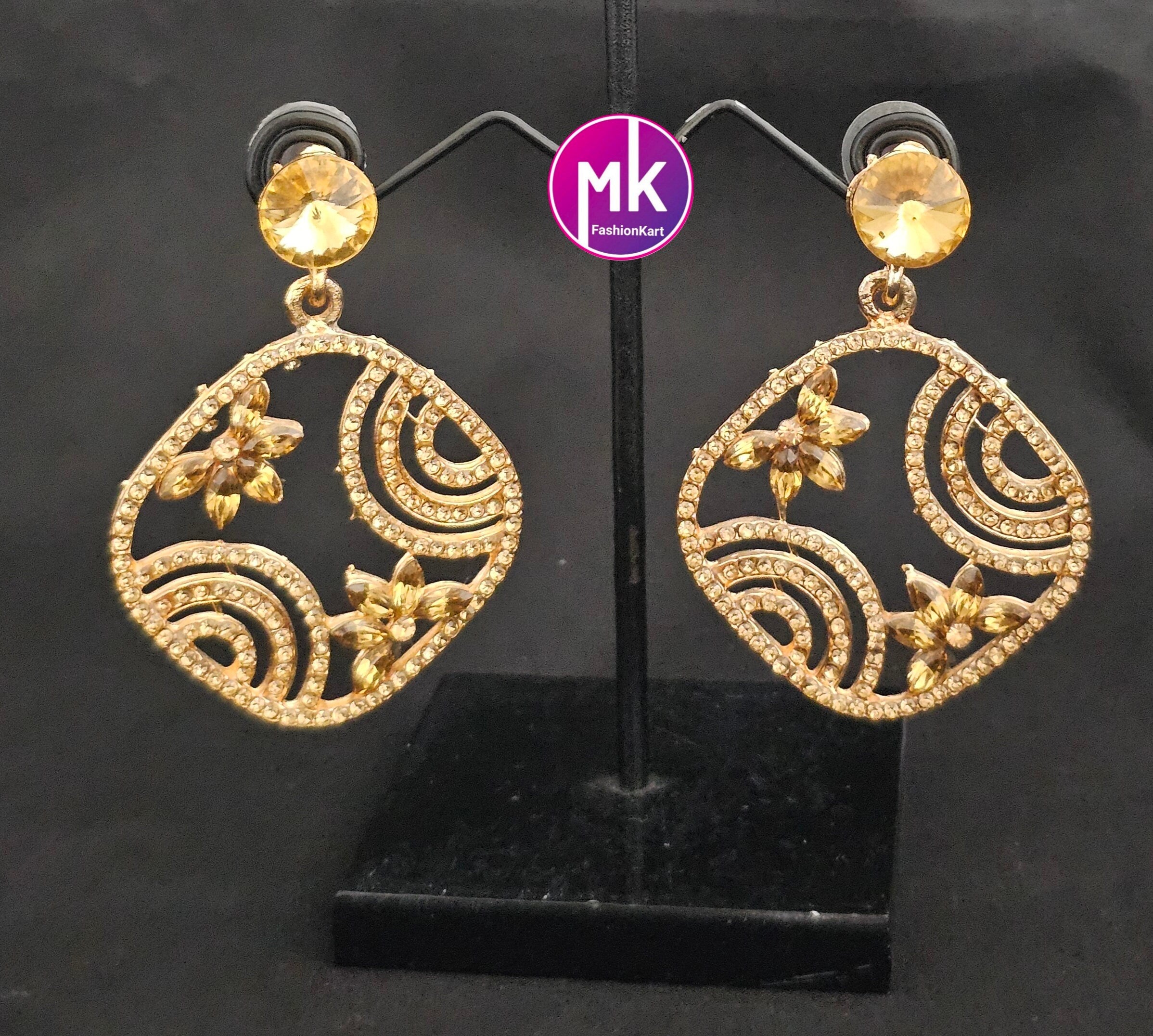 Bollywood Flower design Gold stone Earrings / Dangle Earrings