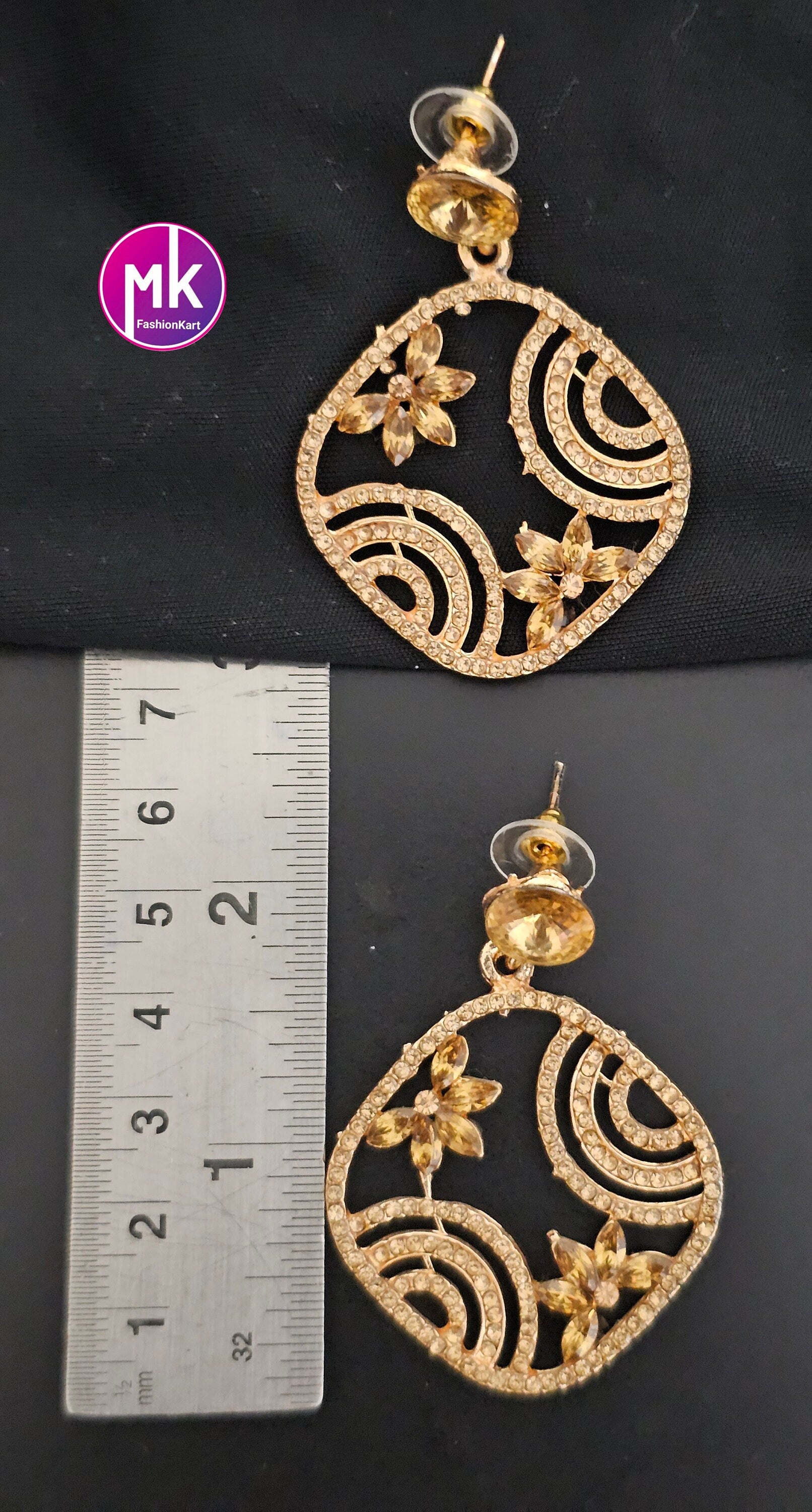 Bollywood Flower design Gold stone Earrings / Dangle Earrings