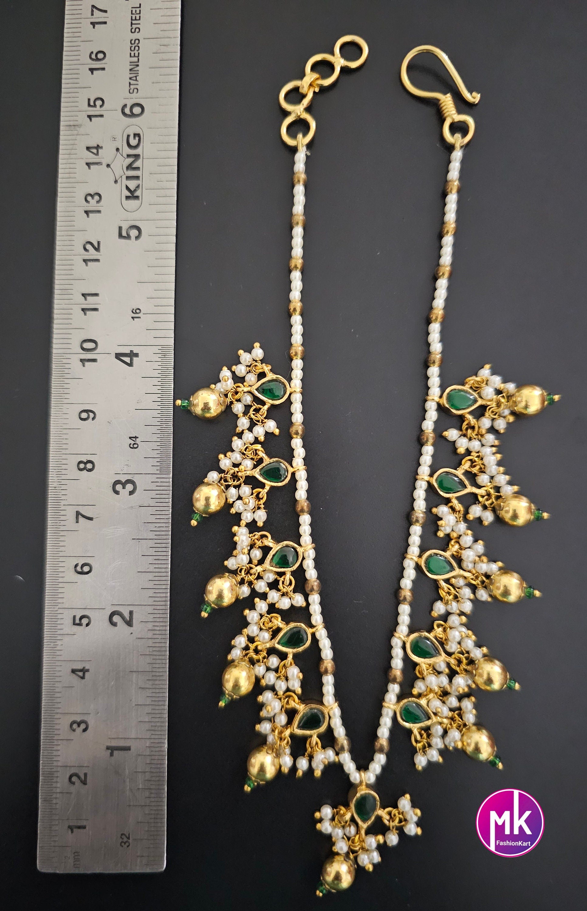 Emerald stone Gold finish Piroyi Pearls beautiful Necklace