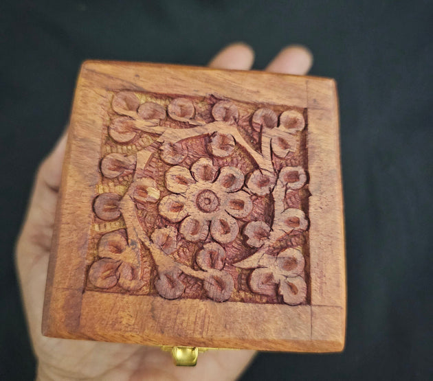 Wooden Art & craft Jewelry box (Inside velvet) Bracelet/Earring/Finger Ring/Pendent/Small chain Display case storage Holder
