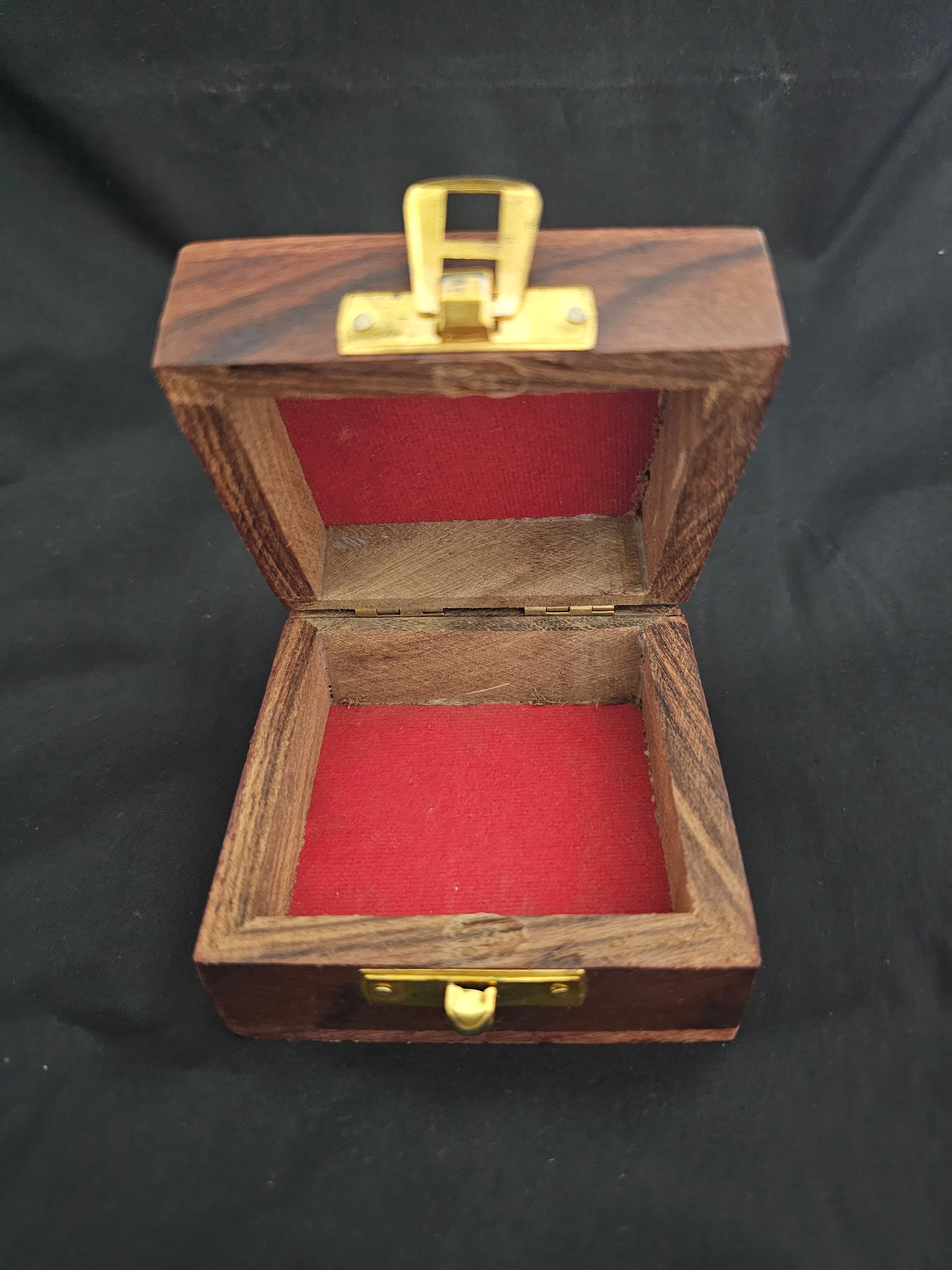 Wooden Art & craft Jewelry box (Inside velvet) Bracelet/Earring/Finger Ring/Pendent/Small chain Display case storage Holder